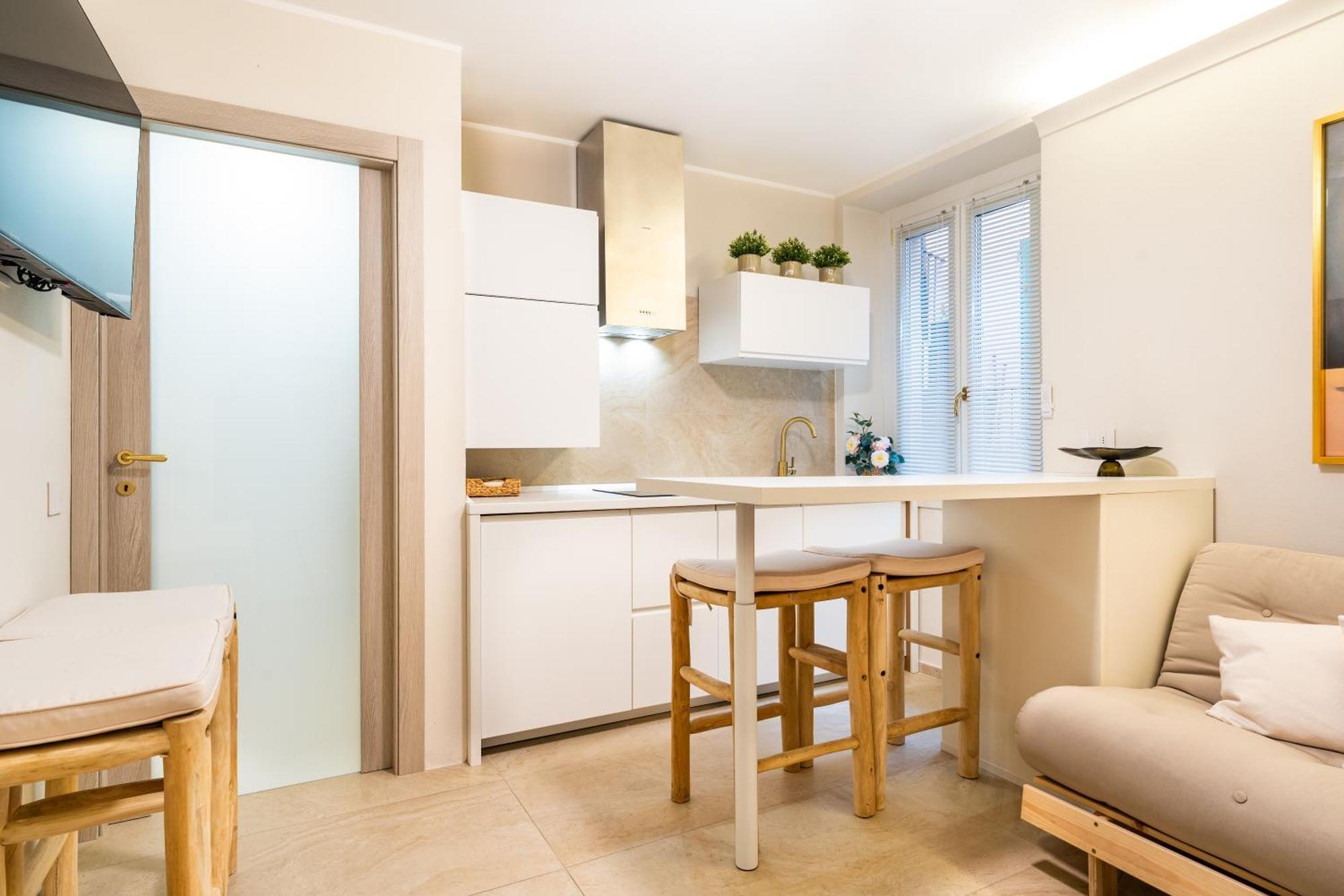 Lecco Antico Pozzo - Modern Suite Bagian luar foto