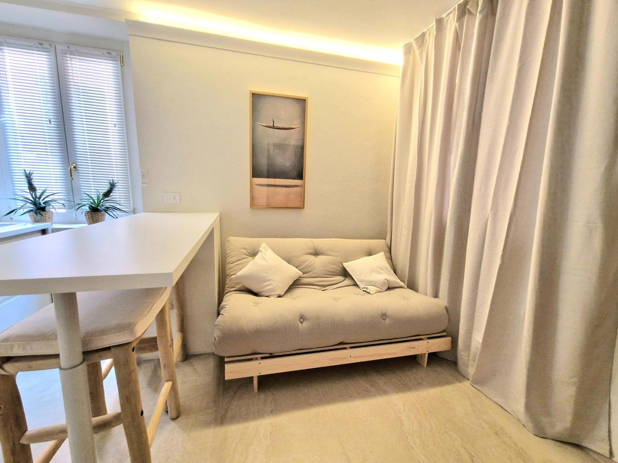 Lecco Antico Pozzo - Modern Suite Bagian luar foto